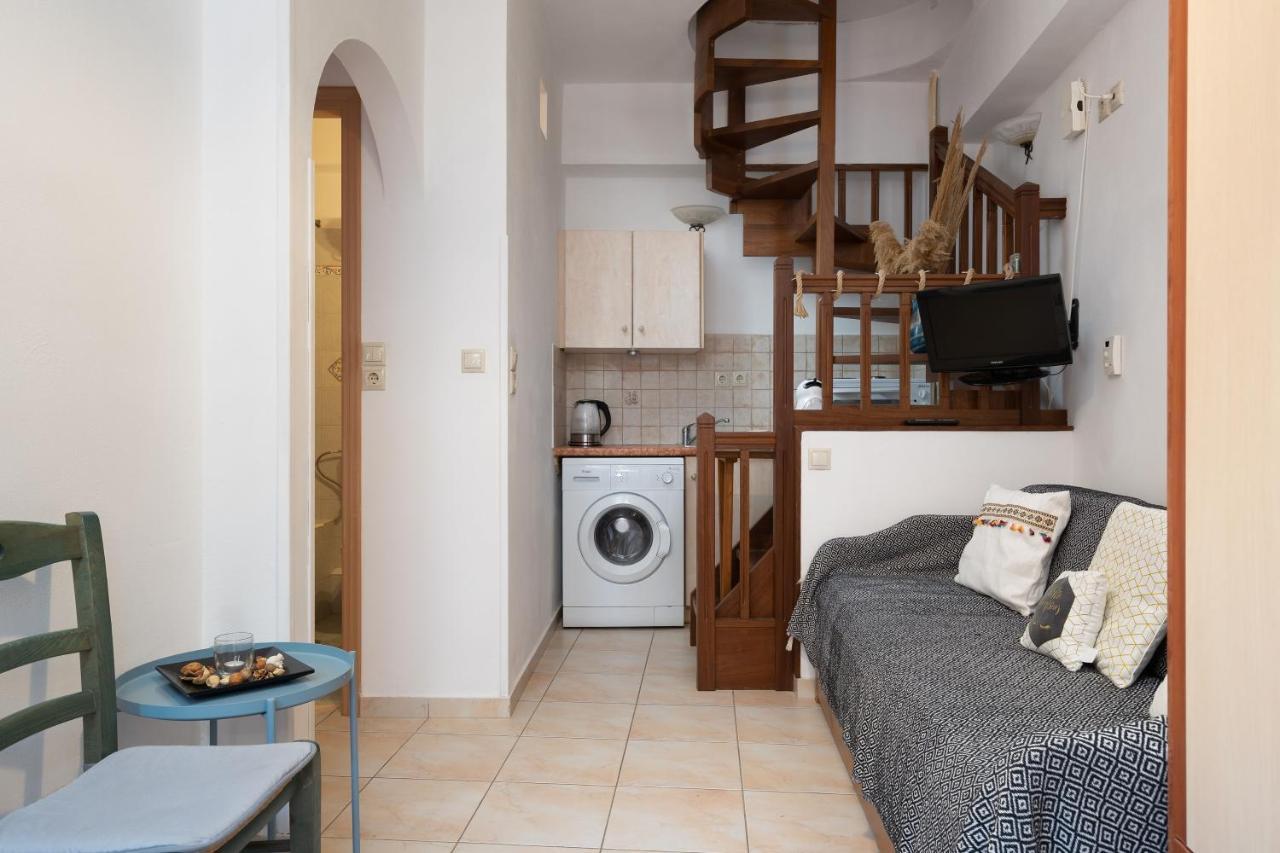 Small Apartment In Grotta Naxos Naxos City Exterior foto