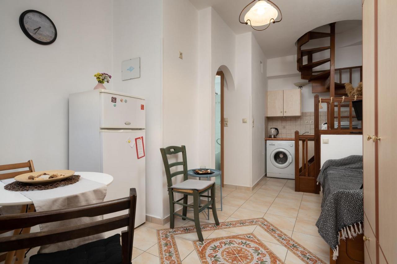 Small Apartment In Grotta Naxos Naxos City Exterior foto